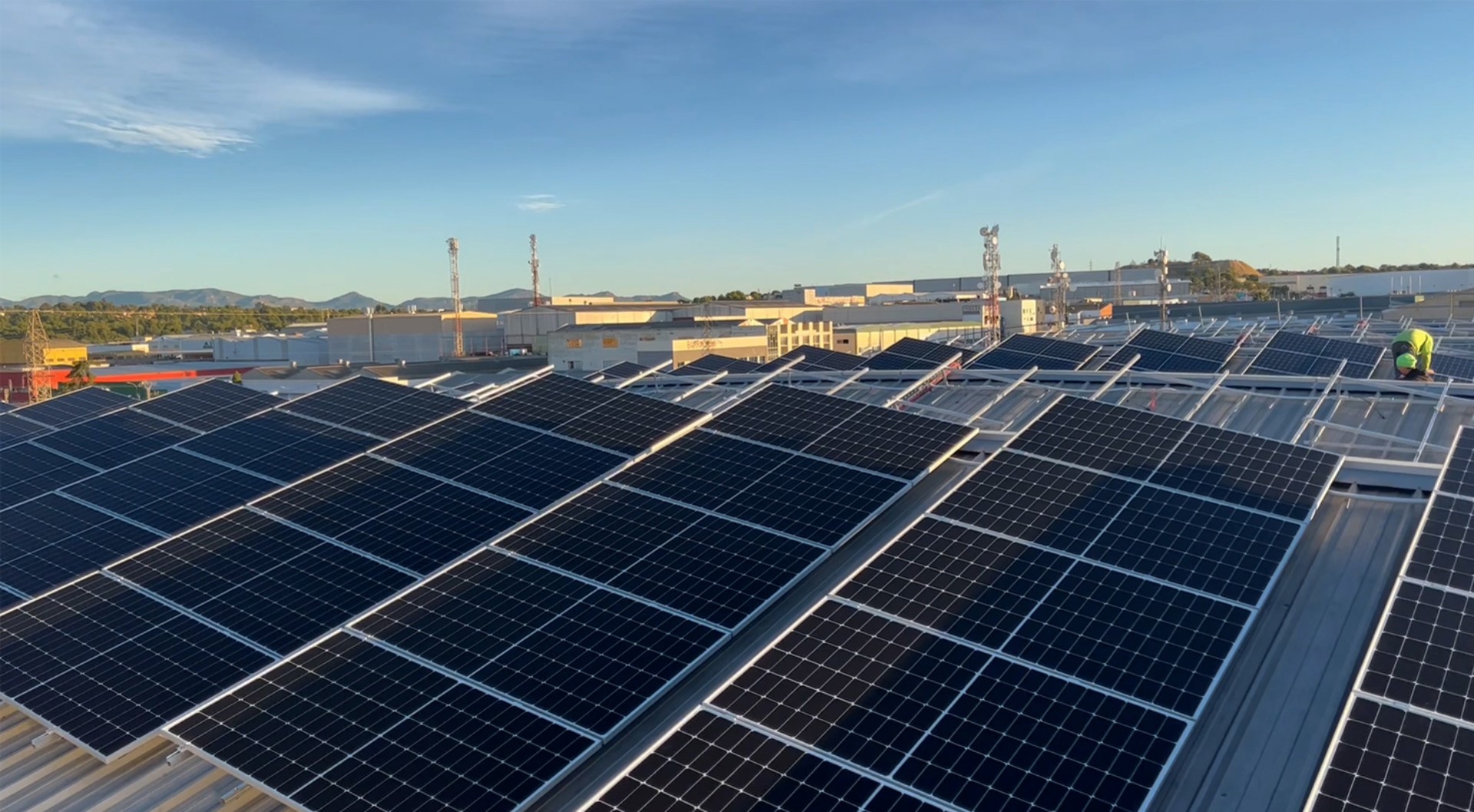 Installation photovoltaïque - panneaux solaires